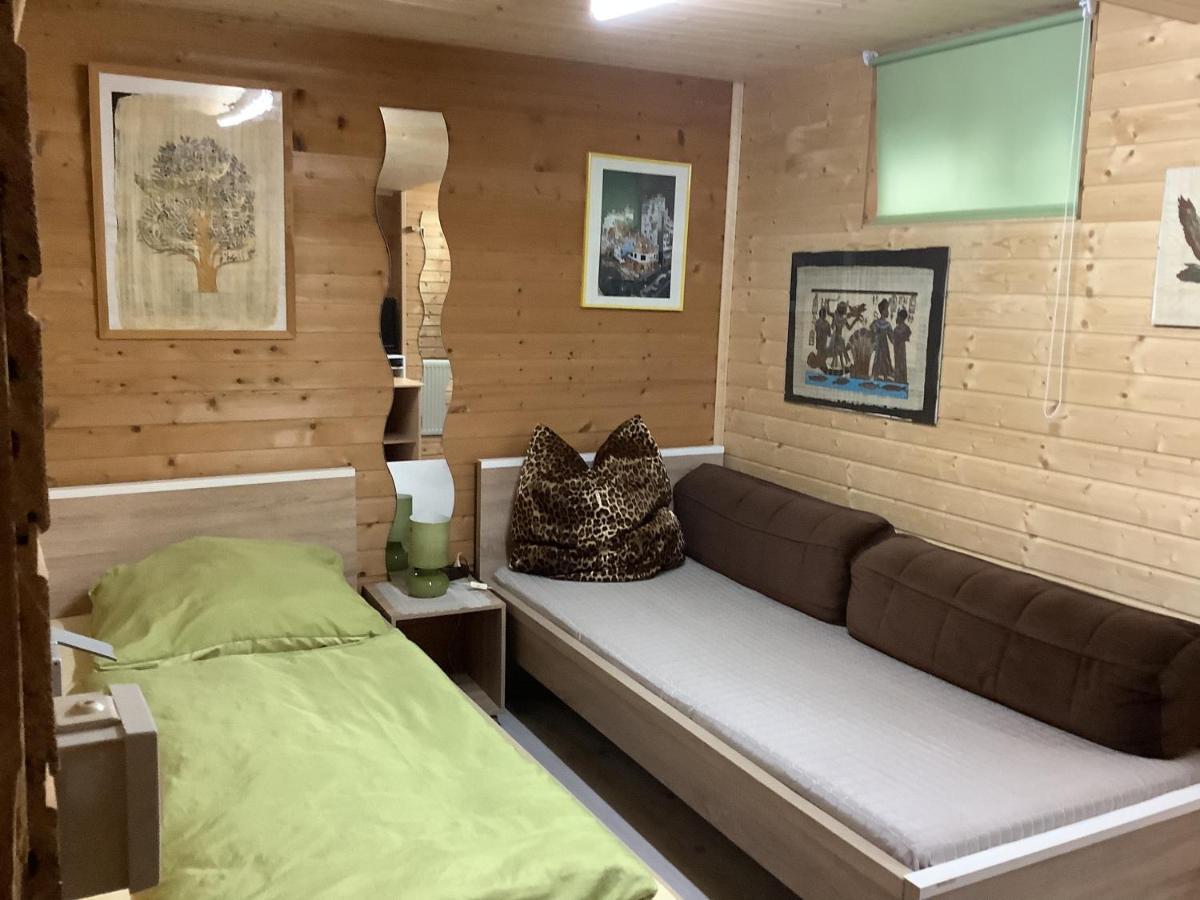 Gemuetliches Zimmer Im Seterant/Untergeschoss Essen Luaran gambar